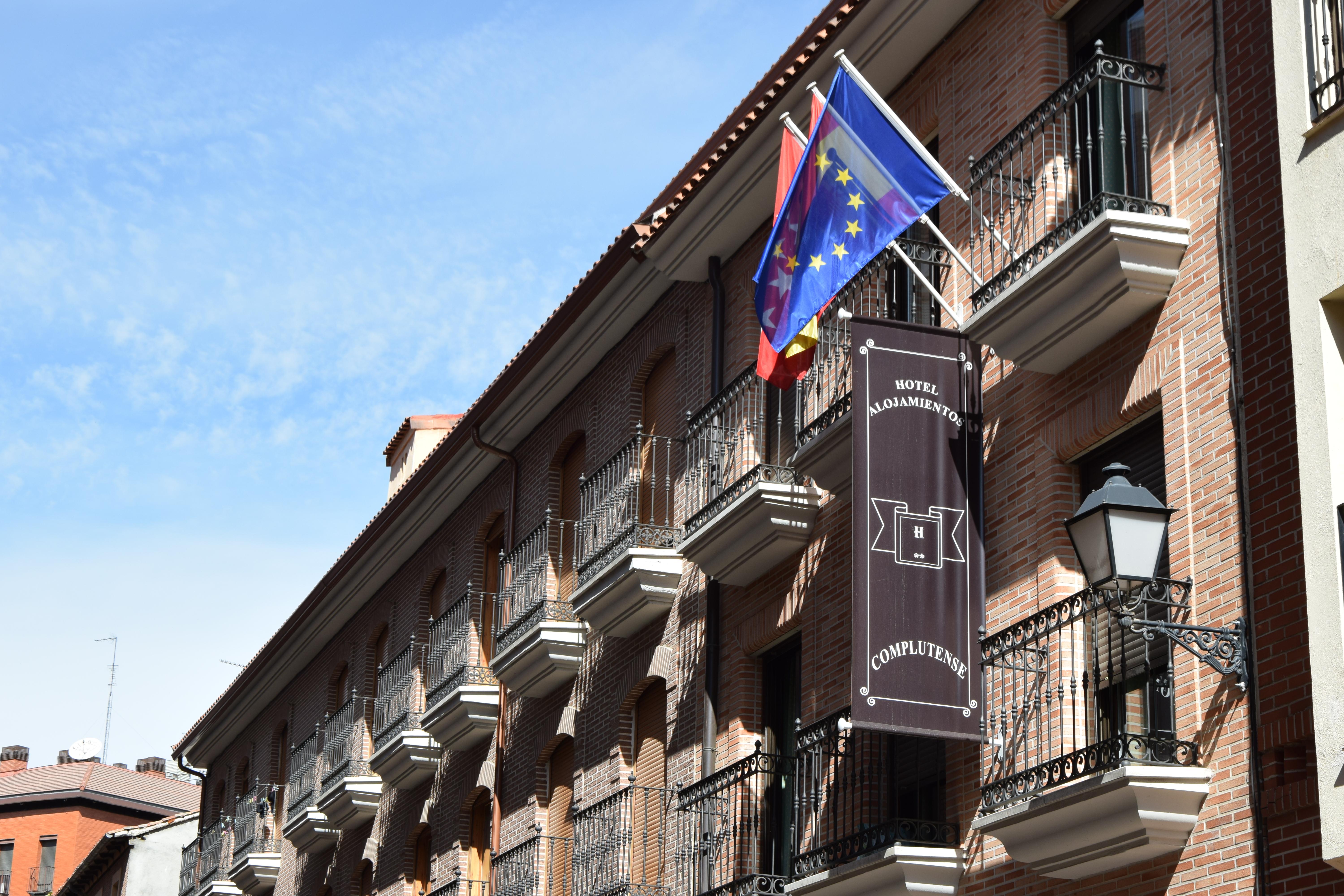 Hotel Complutense Alcala de Henares Exterior photo